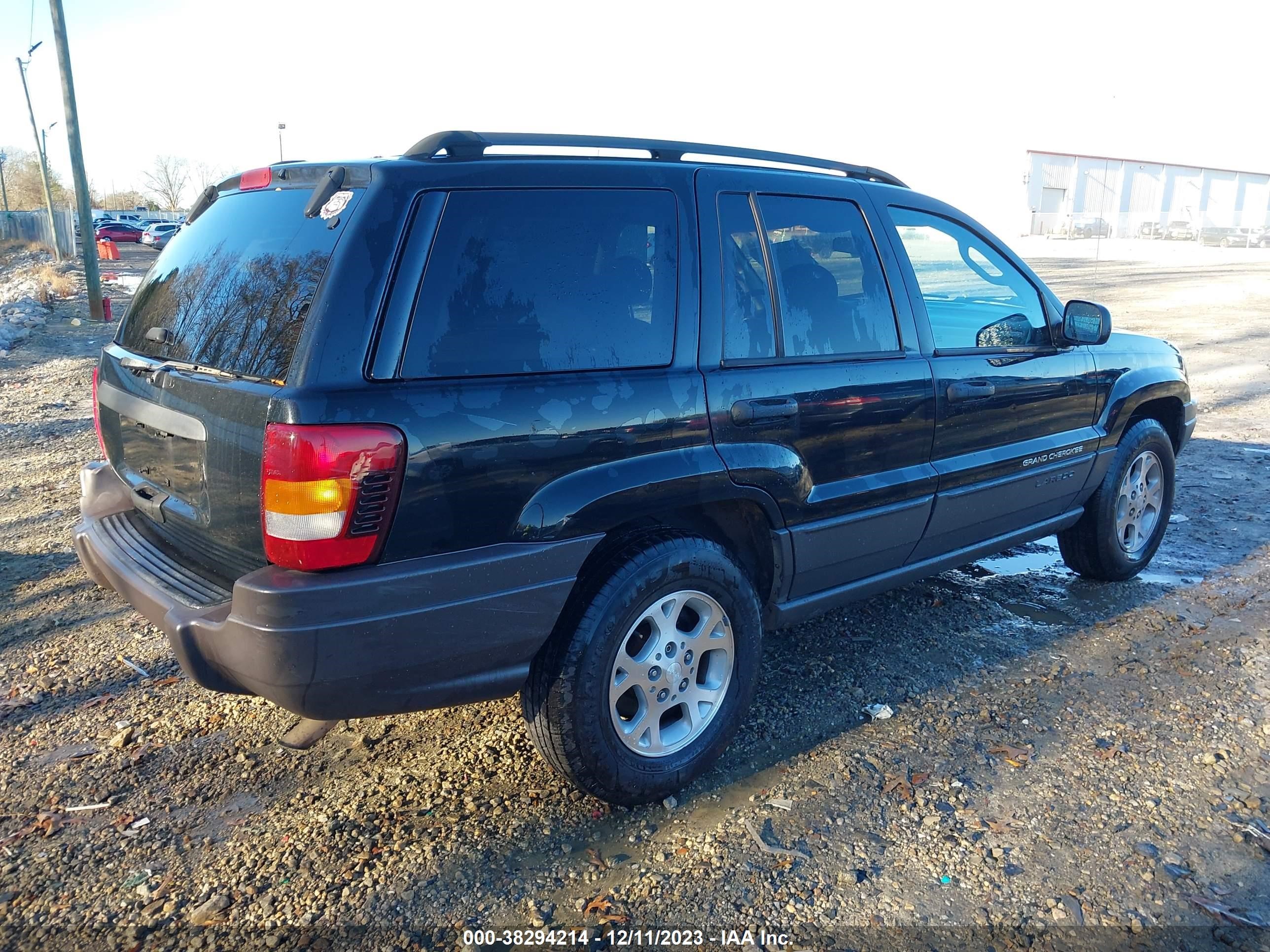 Photo 3 VIN: 1J4GX48S62C301472 - JEEP GRAND CHEROKEE 