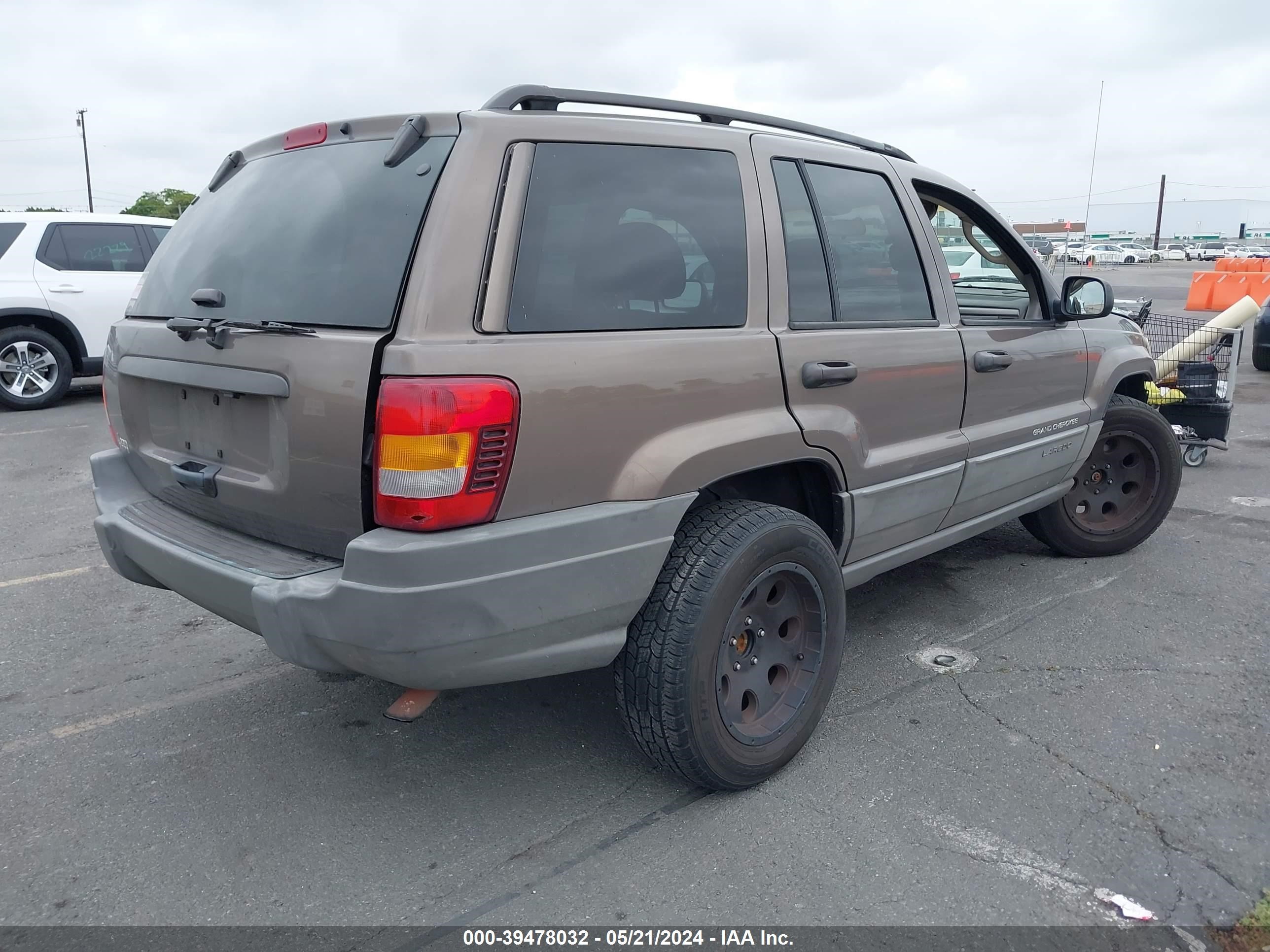 Photo 3 VIN: 1J4GX48S62C310091 - JEEP GRAND CHEROKEE 