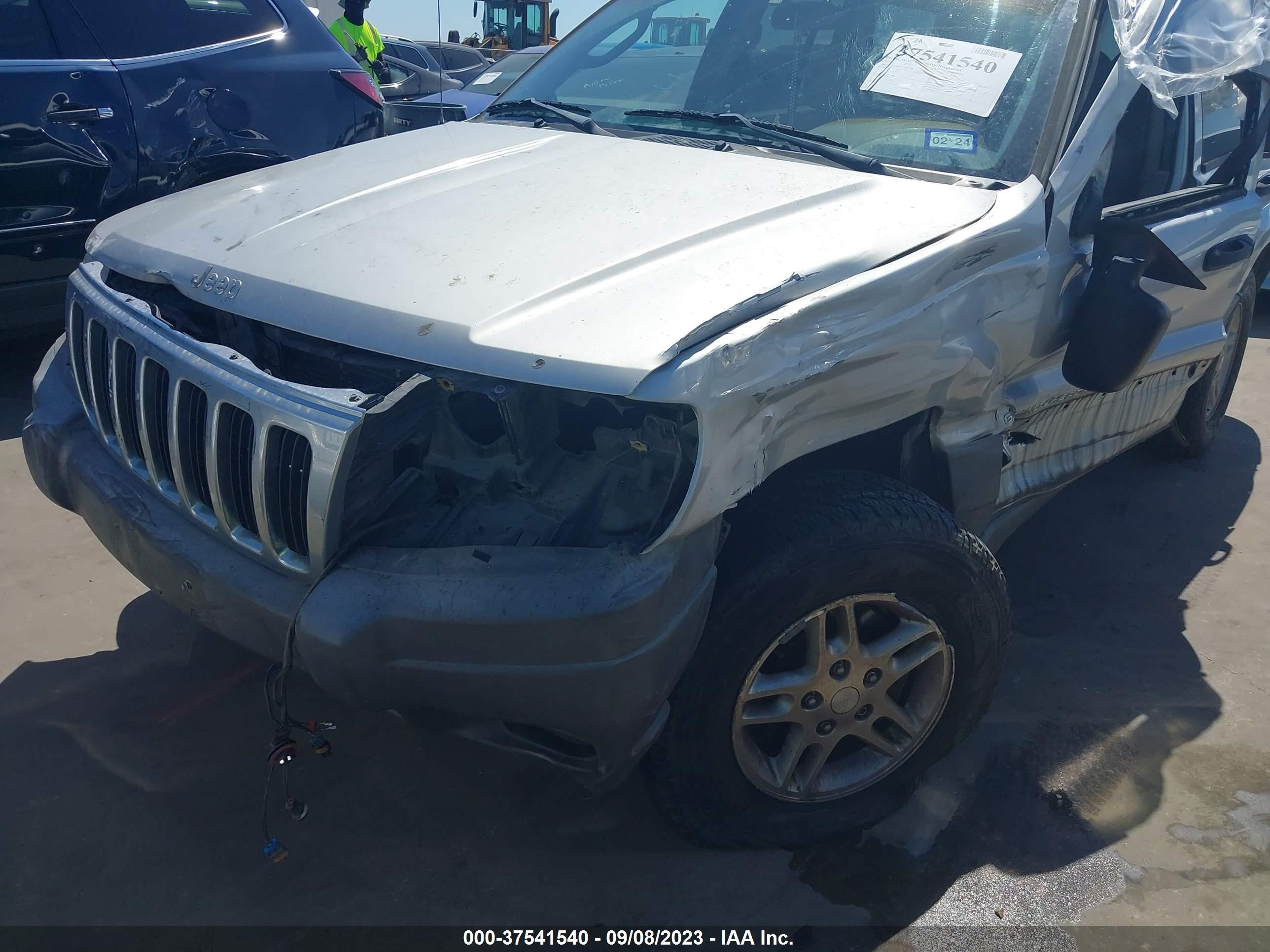 Photo 5 VIN: 1J4GX48S82C292094 - JEEP GRAND CHEROKEE 