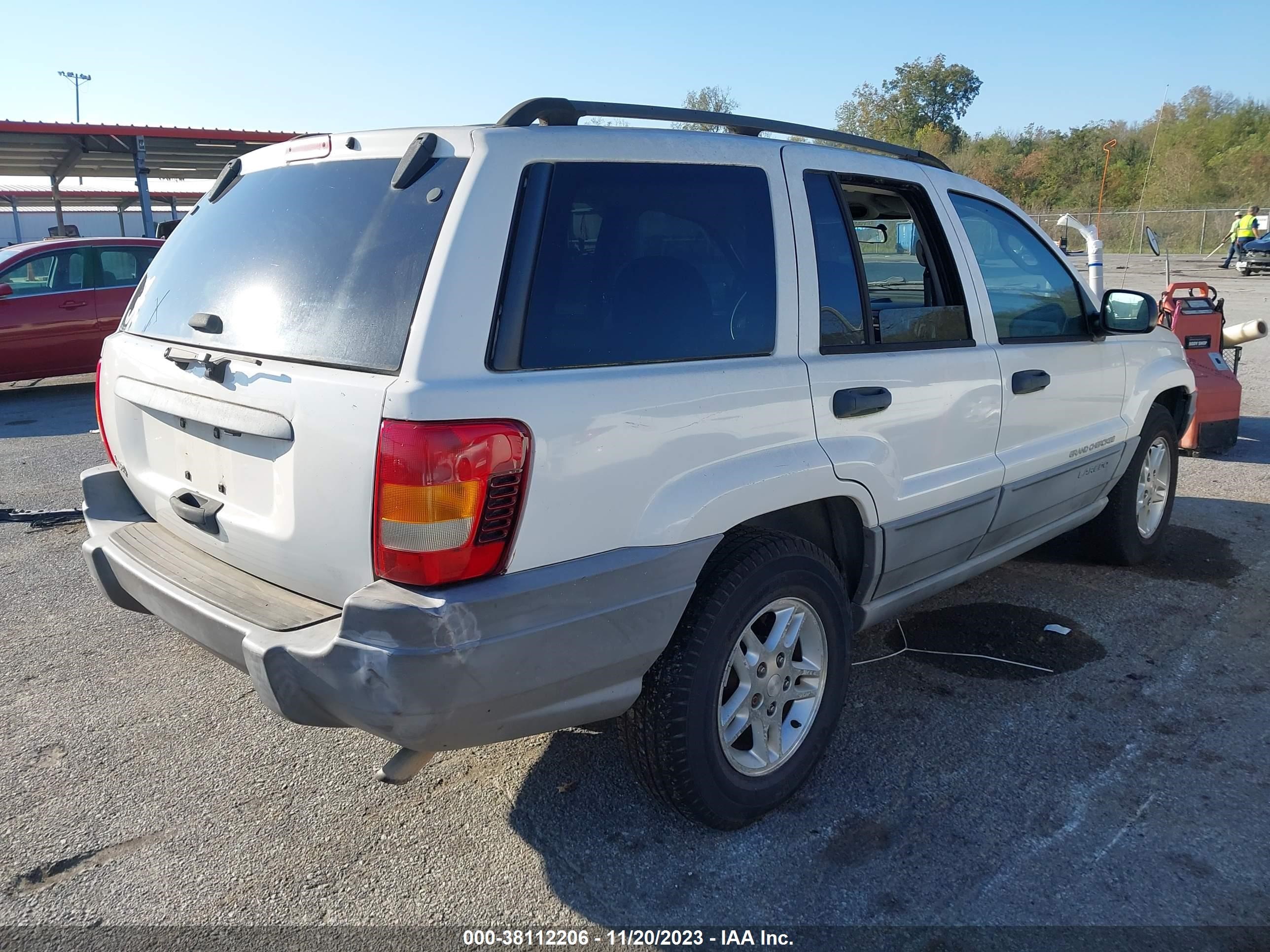 Photo 3 VIN: 1J4GX48S83C518846 - JEEP GRAND CHEROKEE 