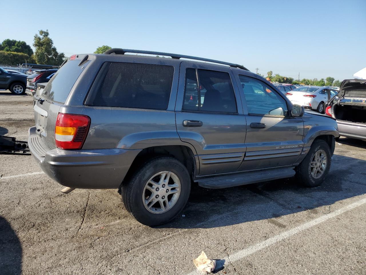 Photo 2 VIN: 1J4GX48S84C114205 - JEEP GRAND CHEROKEE 