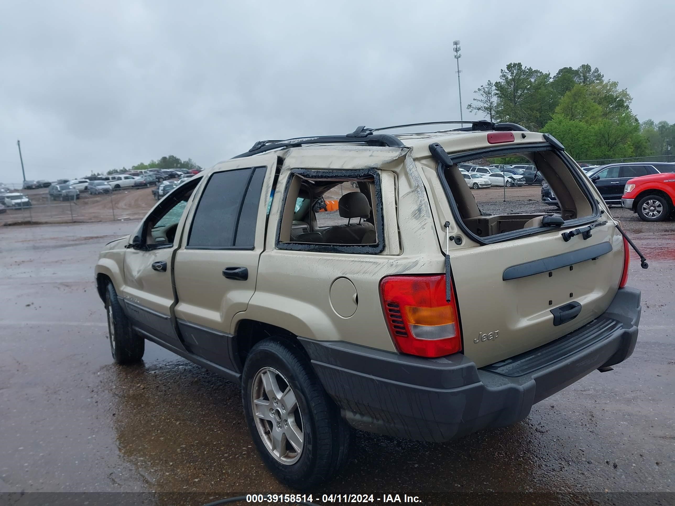 Photo 2 VIN: 1J4GX48SX1C534091 - JEEP GRAND CHEROKEE 