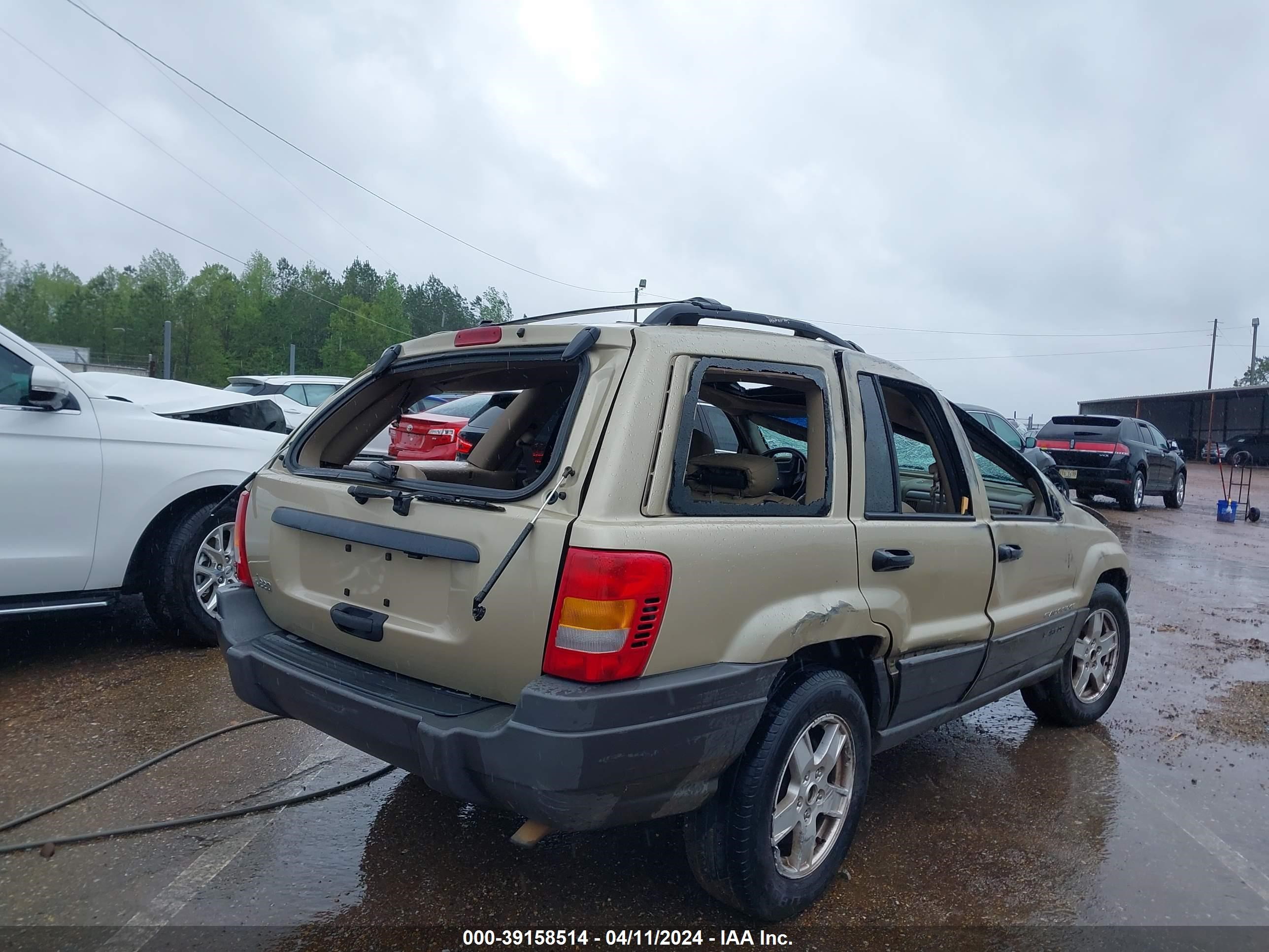 Photo 3 VIN: 1J4GX48SX1C534091 - JEEP GRAND CHEROKEE 