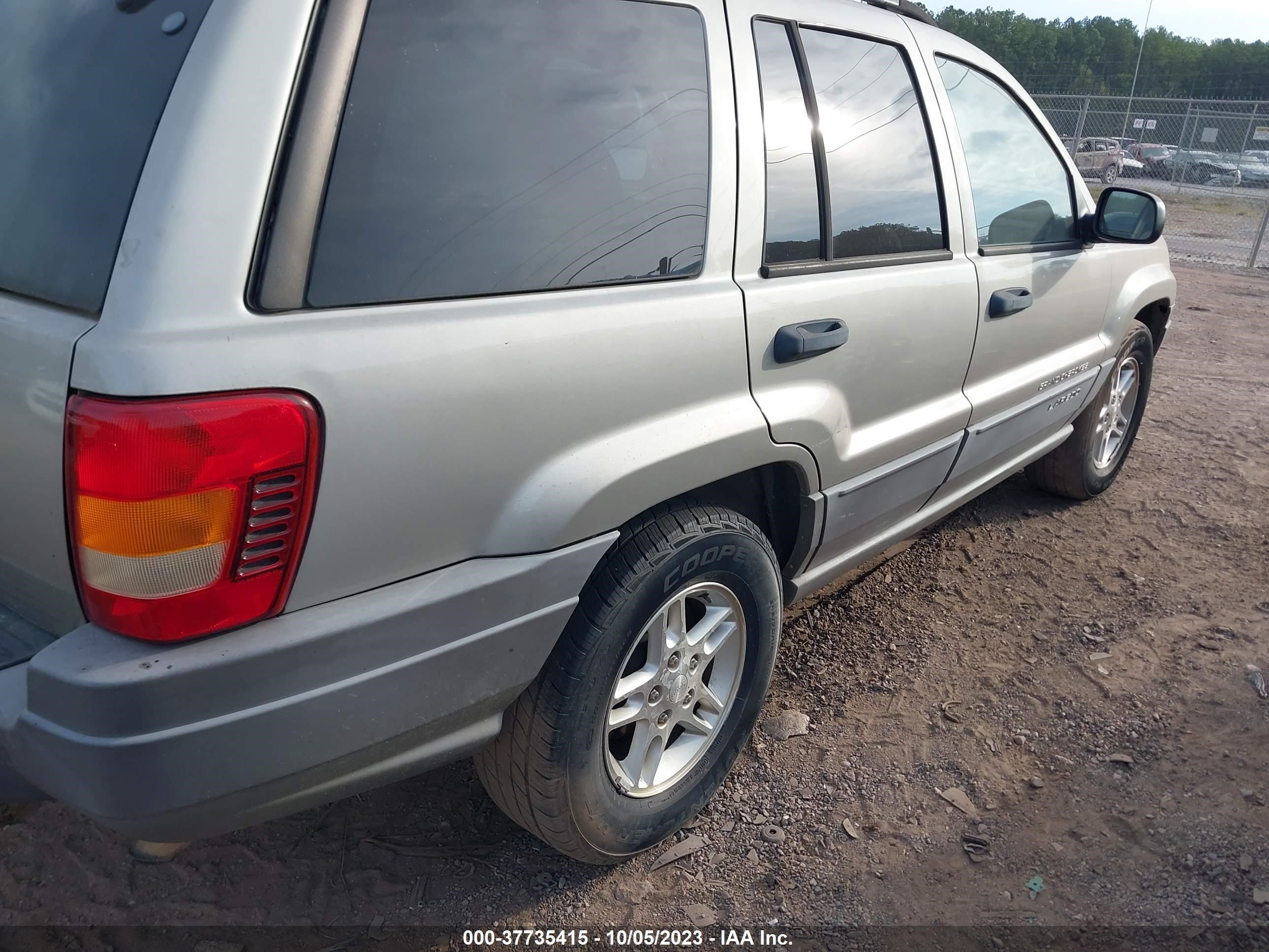 Photo 5 VIN: 1J4GX48SX4C141700 - JEEP GRAND CHEROKEE 