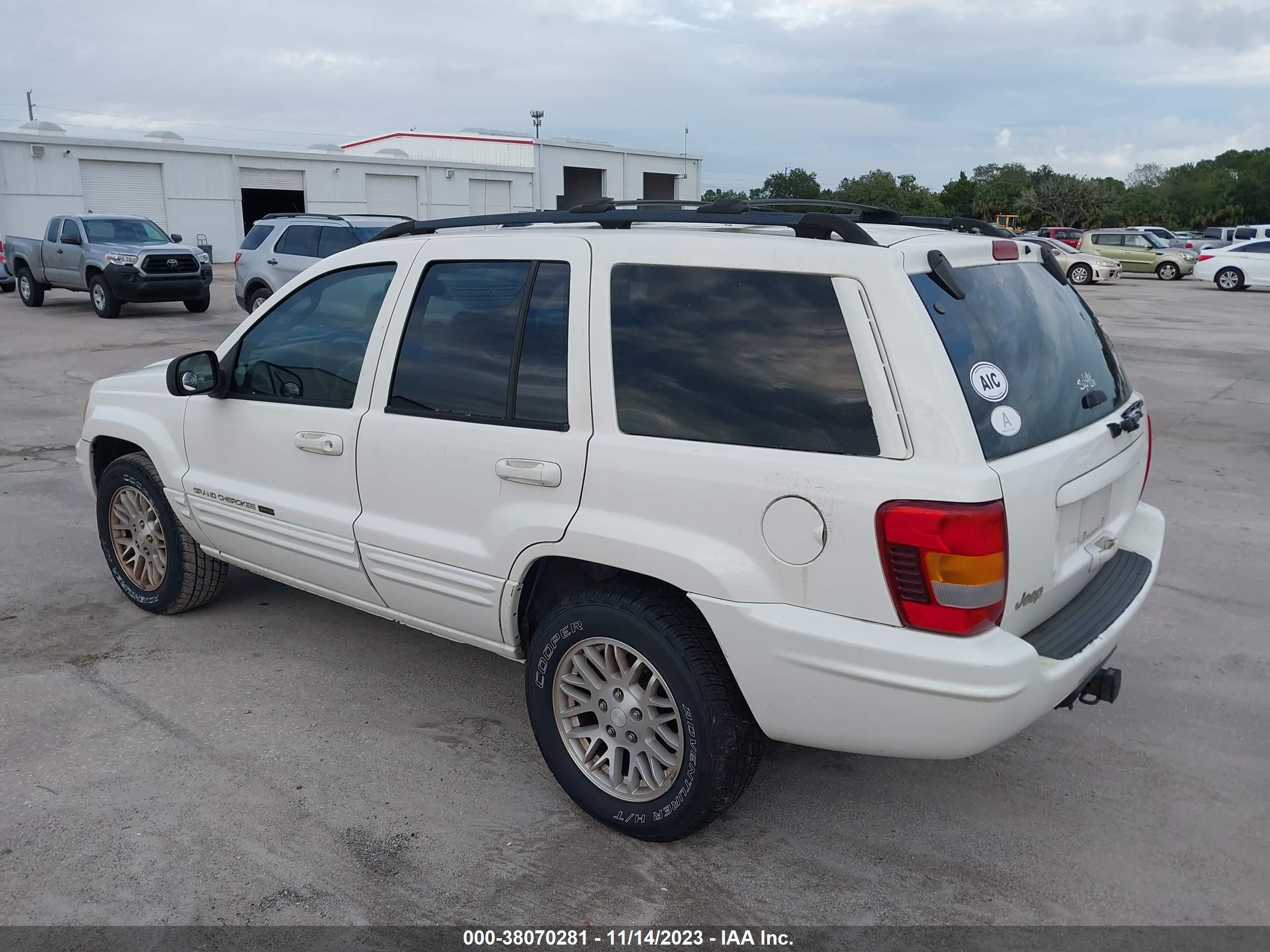 Photo 2 VIN: 1J4GX58N64C301717 - JEEP GRAND CHEROKEE 