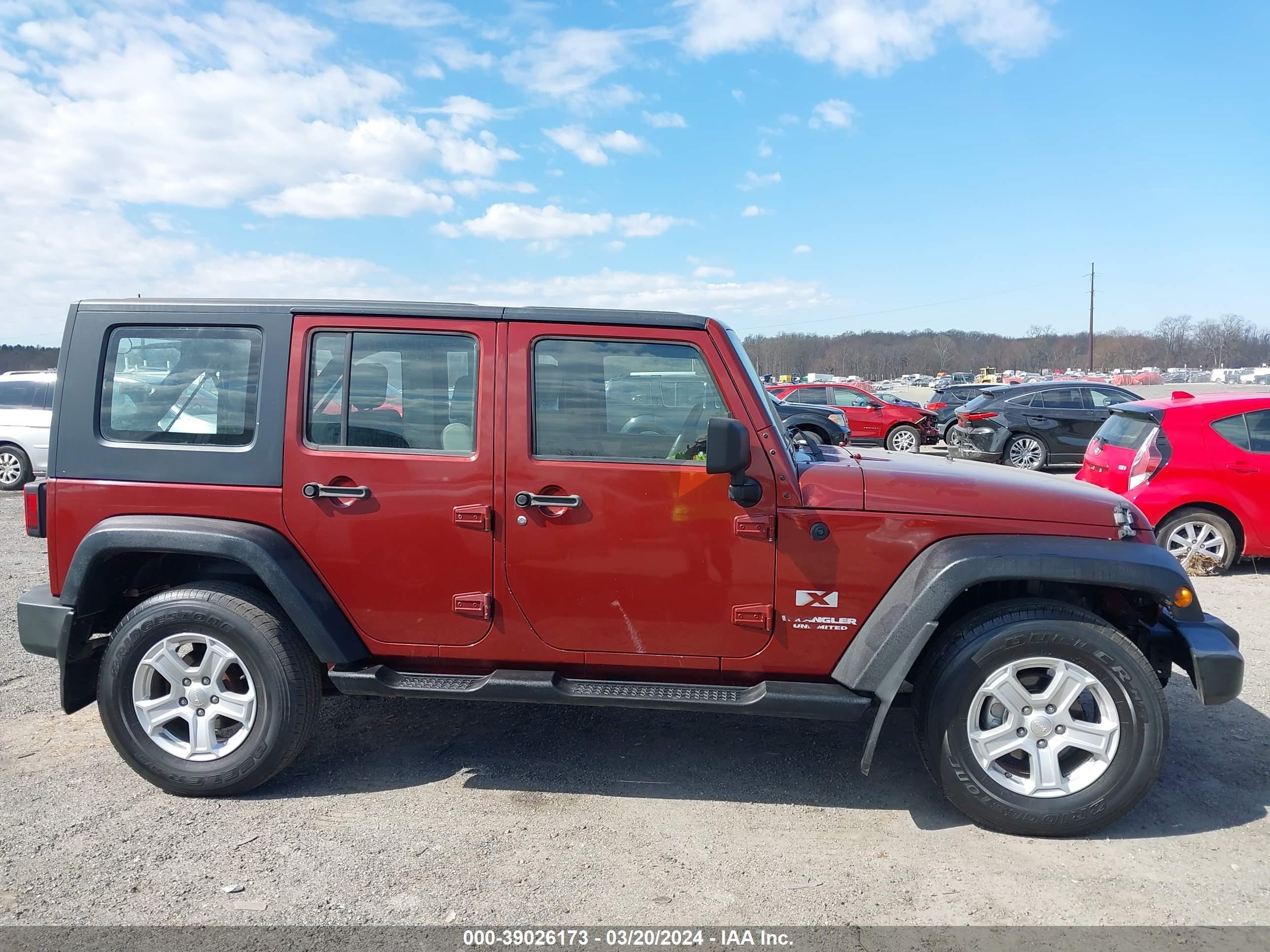 Photo 12 VIN: 1J4GZ39139L756879 - JEEP WRANGLER 