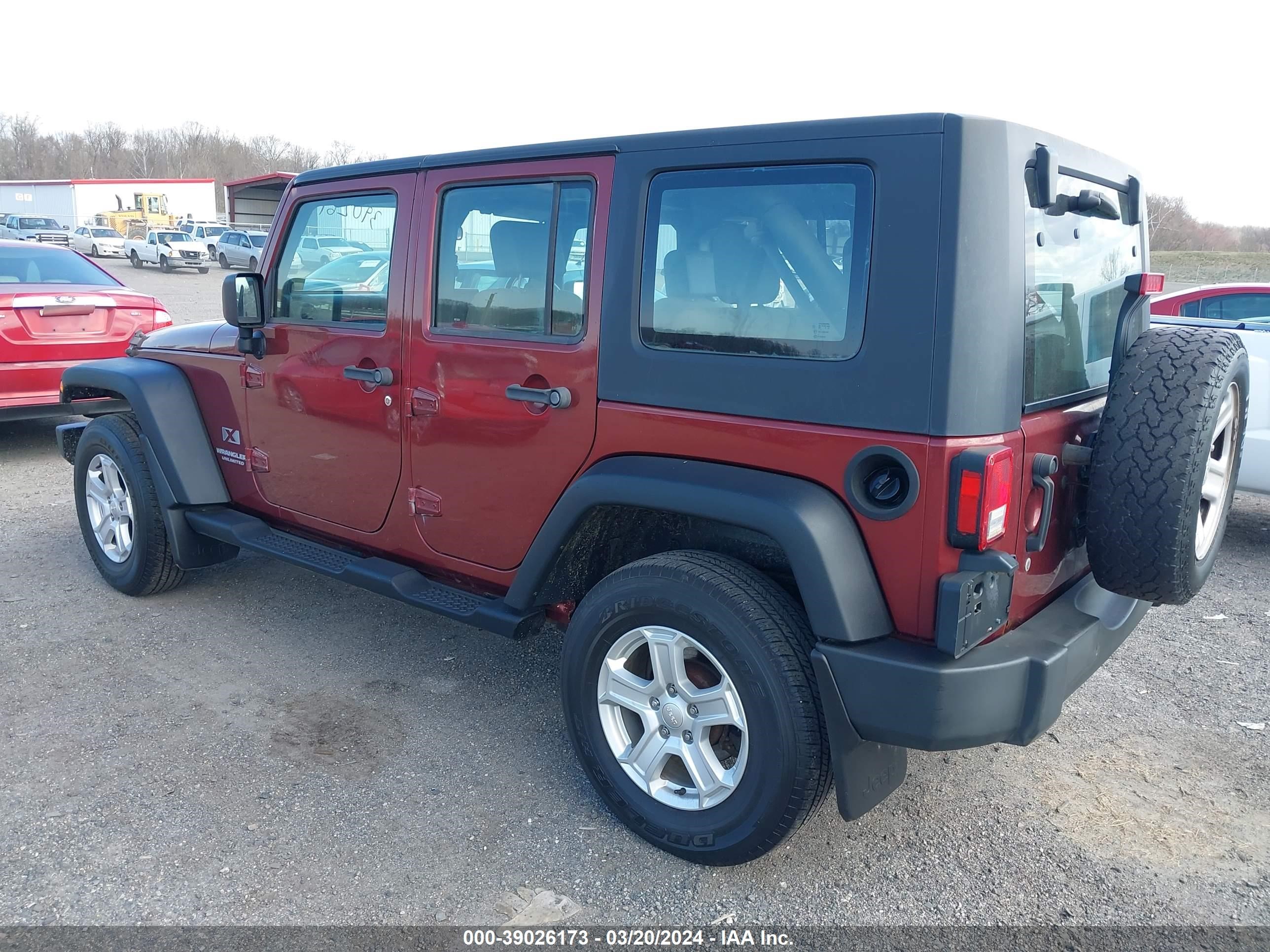 Photo 2 VIN: 1J4GZ39139L756879 - JEEP WRANGLER 