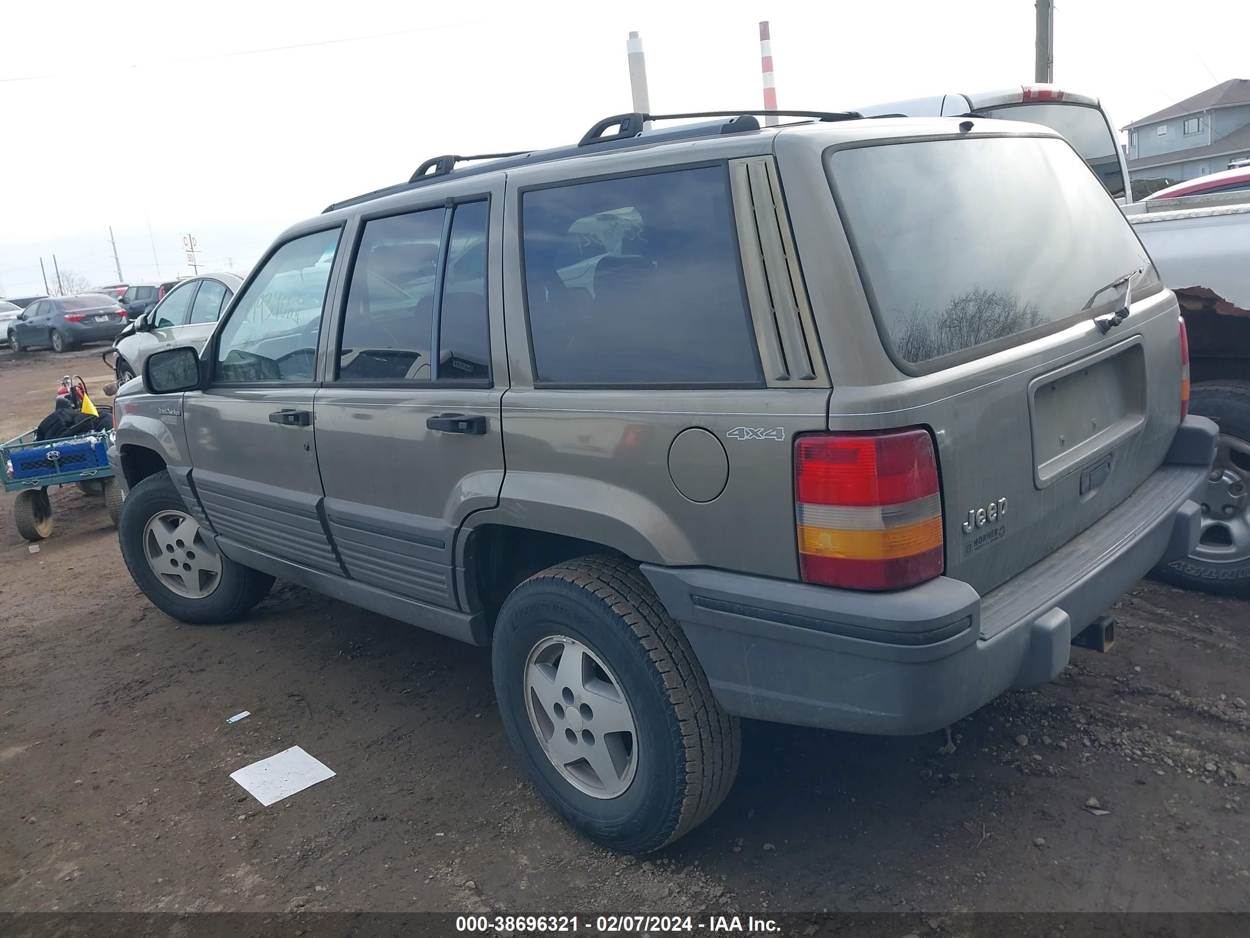 Photo 2 VIN: 1J4GZ58S3SC728690 - JEEP GRAND CHEROKEE 