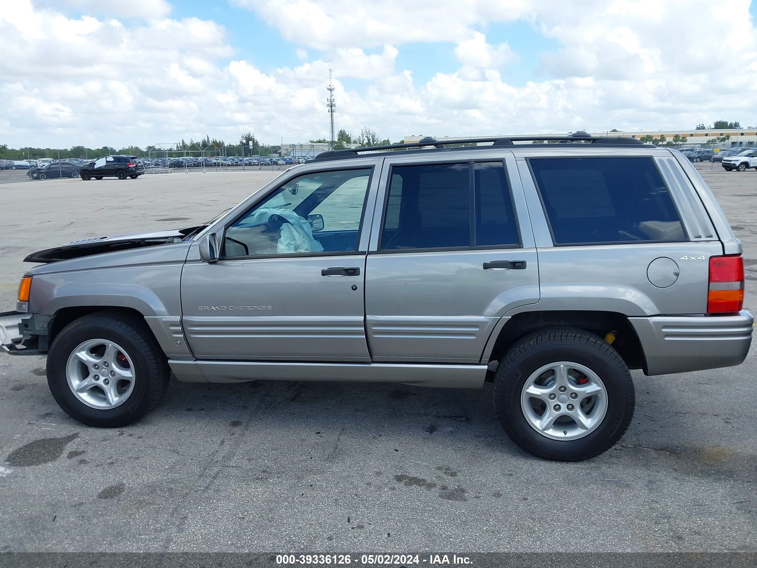 Photo 13 VIN: 1J4GZ88ZXWC133954 - JEEP GRAND CHEROKEE 