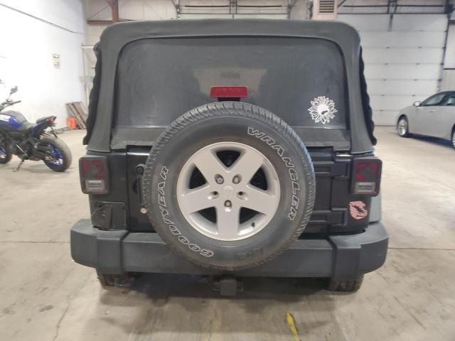 Photo 5 VIN: 1J4HA3H14BL545838 - JEEP WRANGLER U 