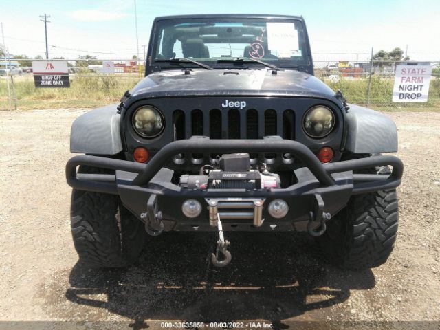 Photo 5 VIN: 1J4HA3H14BL598622 - JEEP WRANGLER UNLIMITED 