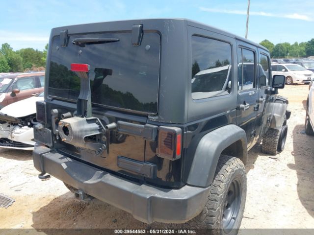 Photo 3 VIN: 1J4HA3H18BL539377 - JEEP WRANGLER 