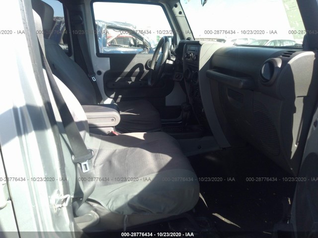 Photo 4 VIN: 1J4HA3H19AL172990 - JEEP WRANGLER UNLIMITED 