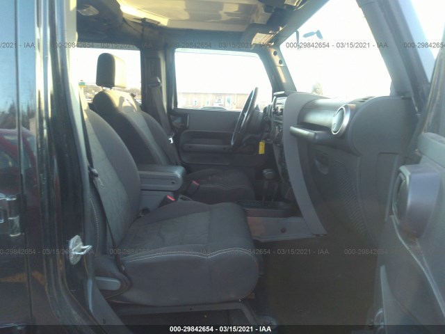 Photo 4 VIN: 1J4HA3H19AL224828 - JEEP WRANGLER UNLIMITED 