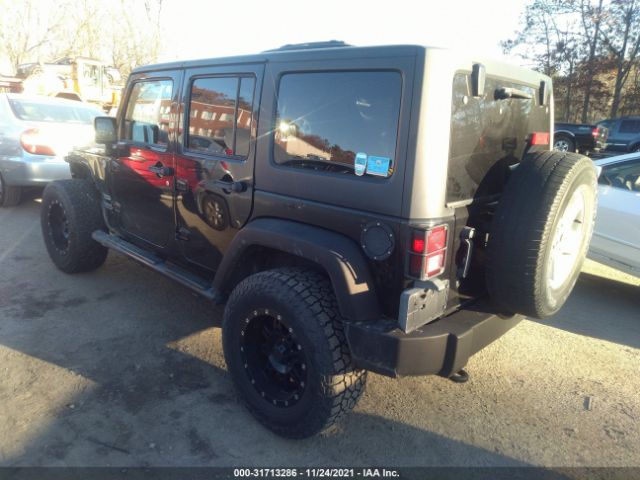 Photo 2 VIN: 1J4HA3H19BL539596 - JEEP WRANGLER UNLIMITED 