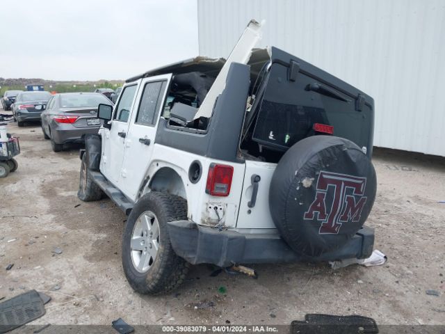 Photo 2 VIN: 1J4HA3H19BL626348 - JEEP WRANGLER UNLIMITED 