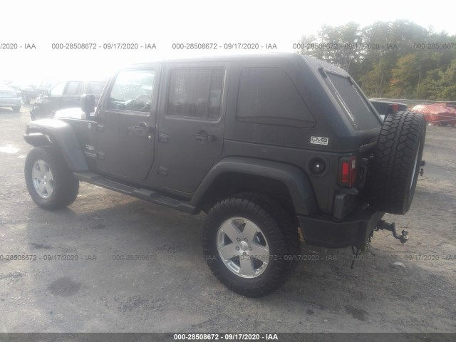 Photo 2 VIN: 1J4HA5H10AL133541 - JEEP WRANGLER UNLIMITED 