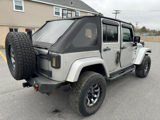 Photo 2 VIN: 1J4HA5H13AL102980 - JEEP WRANGLER 