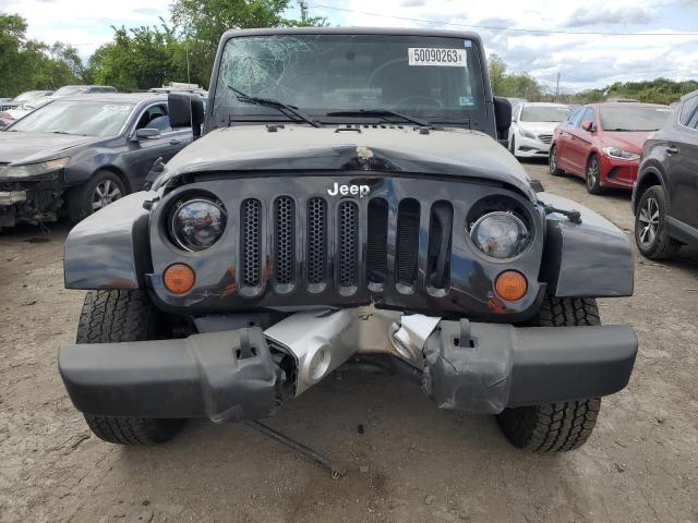 Photo 4 VIN: 1J4HA5H14BL572873 - JEEP WRANGLER U 