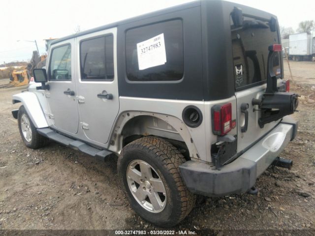 Photo 2 VIN: 1J4HA5H1XAL135958 - JEEP WRANGLER UNLIMITED 