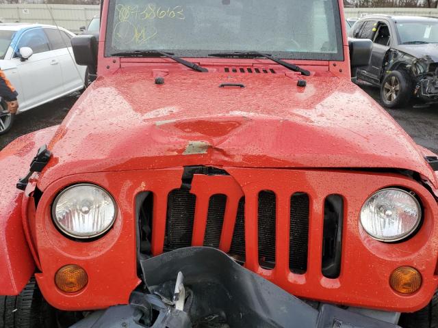 Photo 10 VIN: 1J4HA5H1XBL506859 - JEEP WRANGLER 