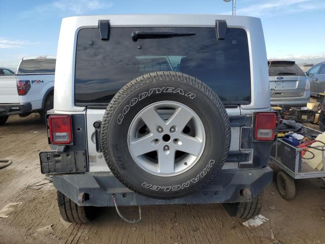 Photo 5 VIN: 1J4HA5H1XBL632736 - JEEP WRANGLER 