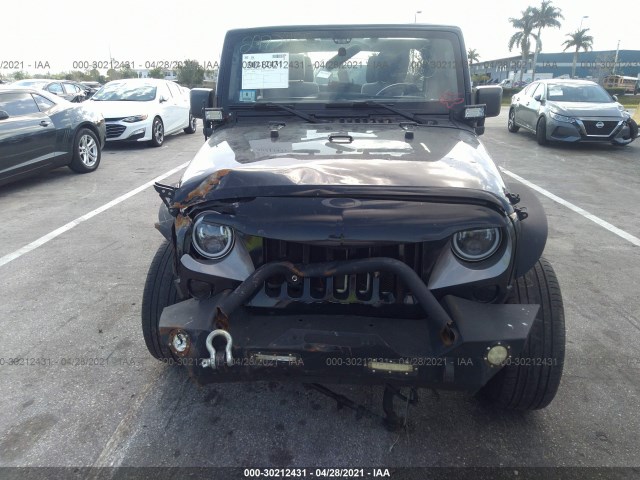 Photo 5 VIN: 1J4HA6H19BL615819 - JEEP WRANGLER UNLIMITED 