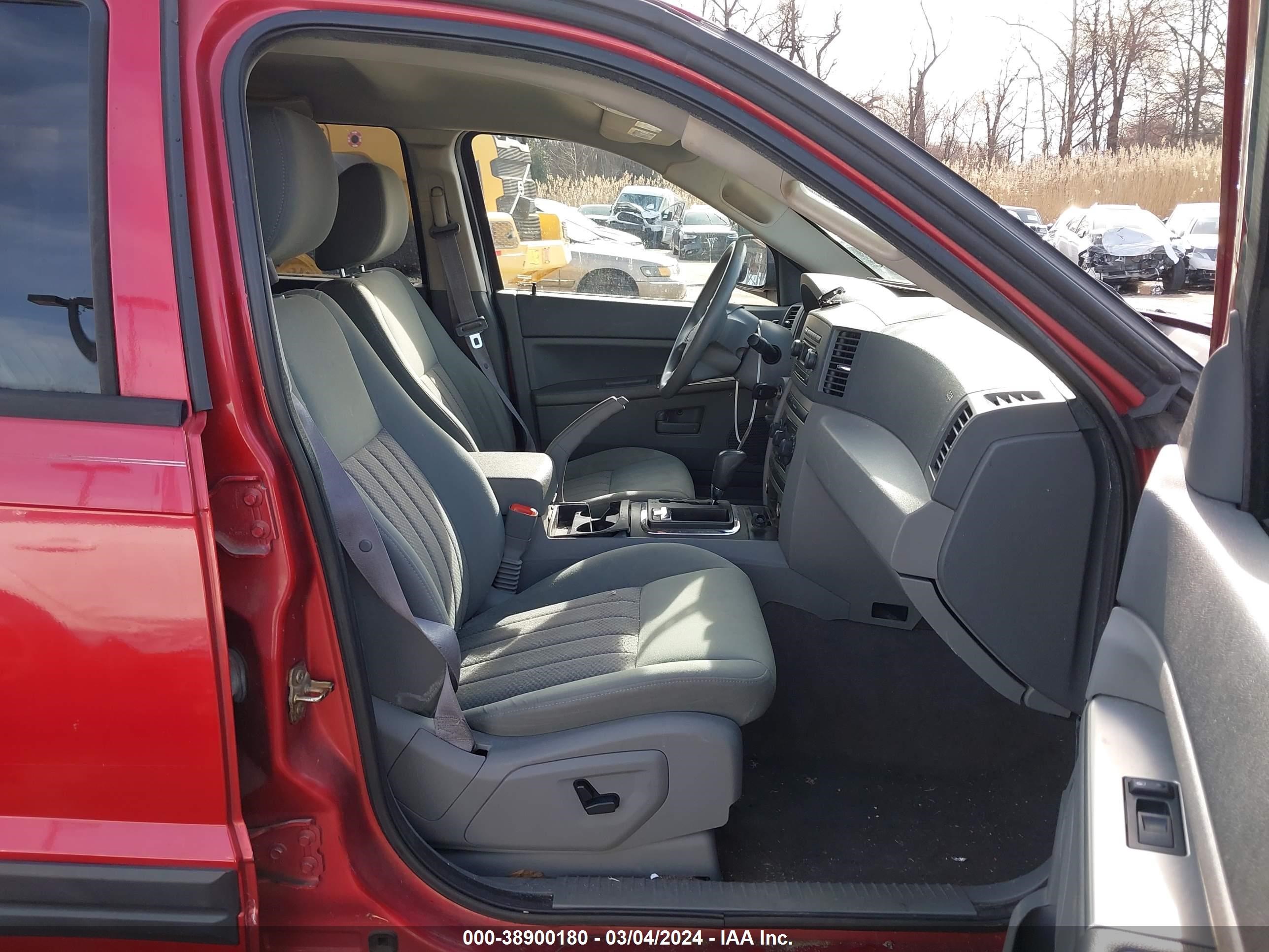 Photo 4 VIN: 1J4HR48N35C563706 - JEEP GRAND CHEROKEE 