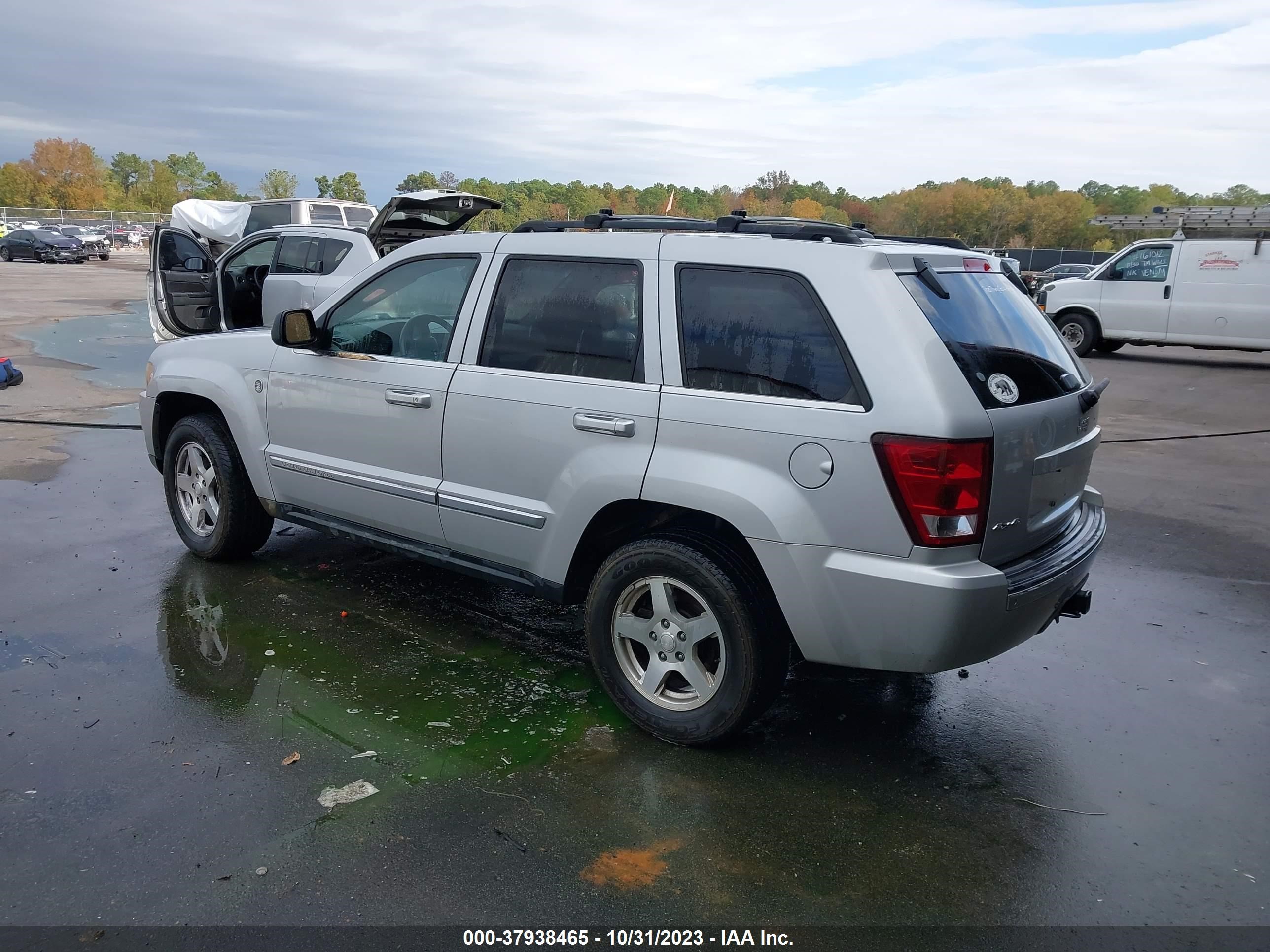 Photo 2 VIN: 1J4HR58235C730349 - JEEP GRAND CHEROKEE 