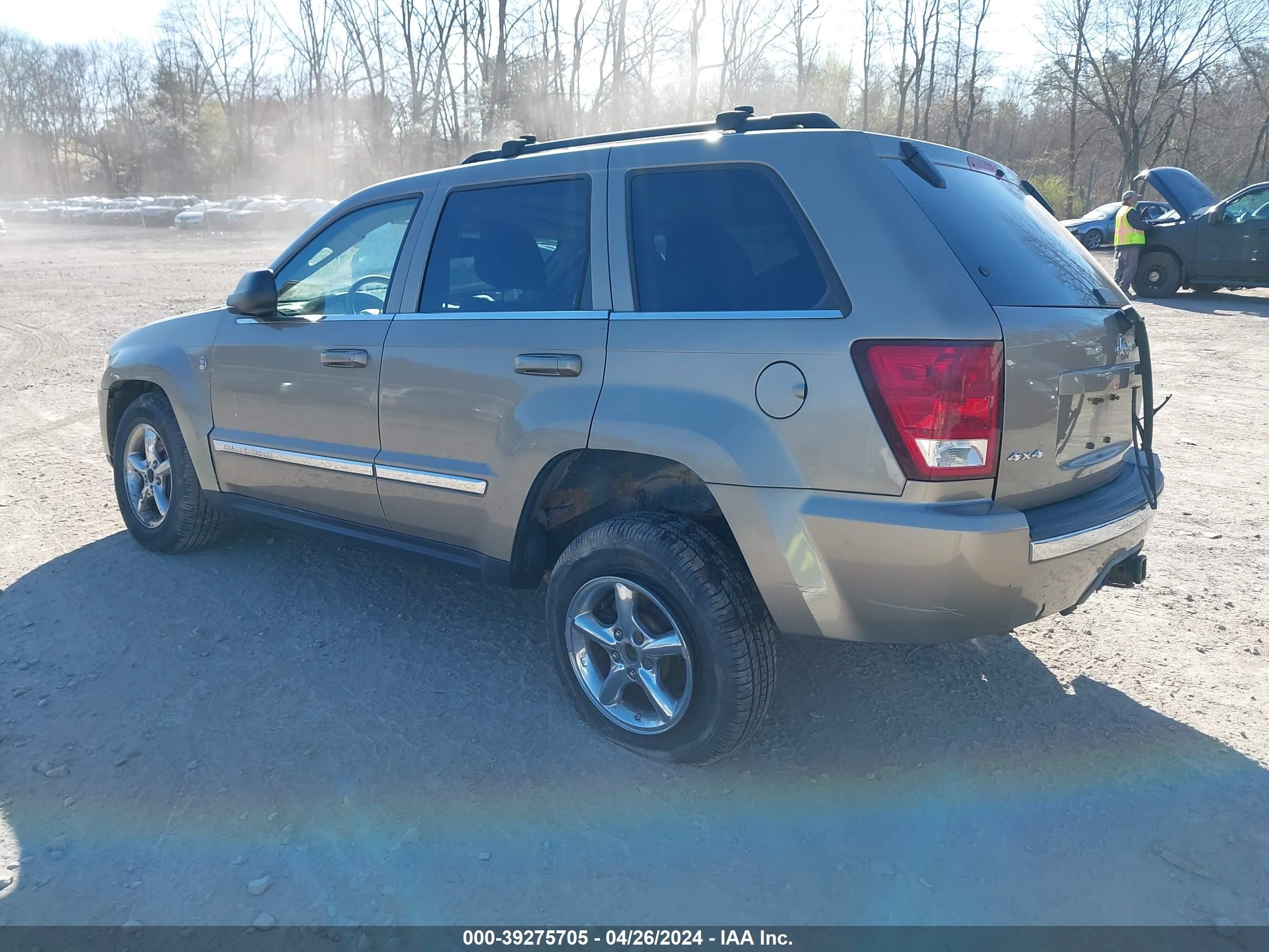 Photo 2 VIN: 1J4HR58285C654045 - JEEP GRAND CHEROKEE 