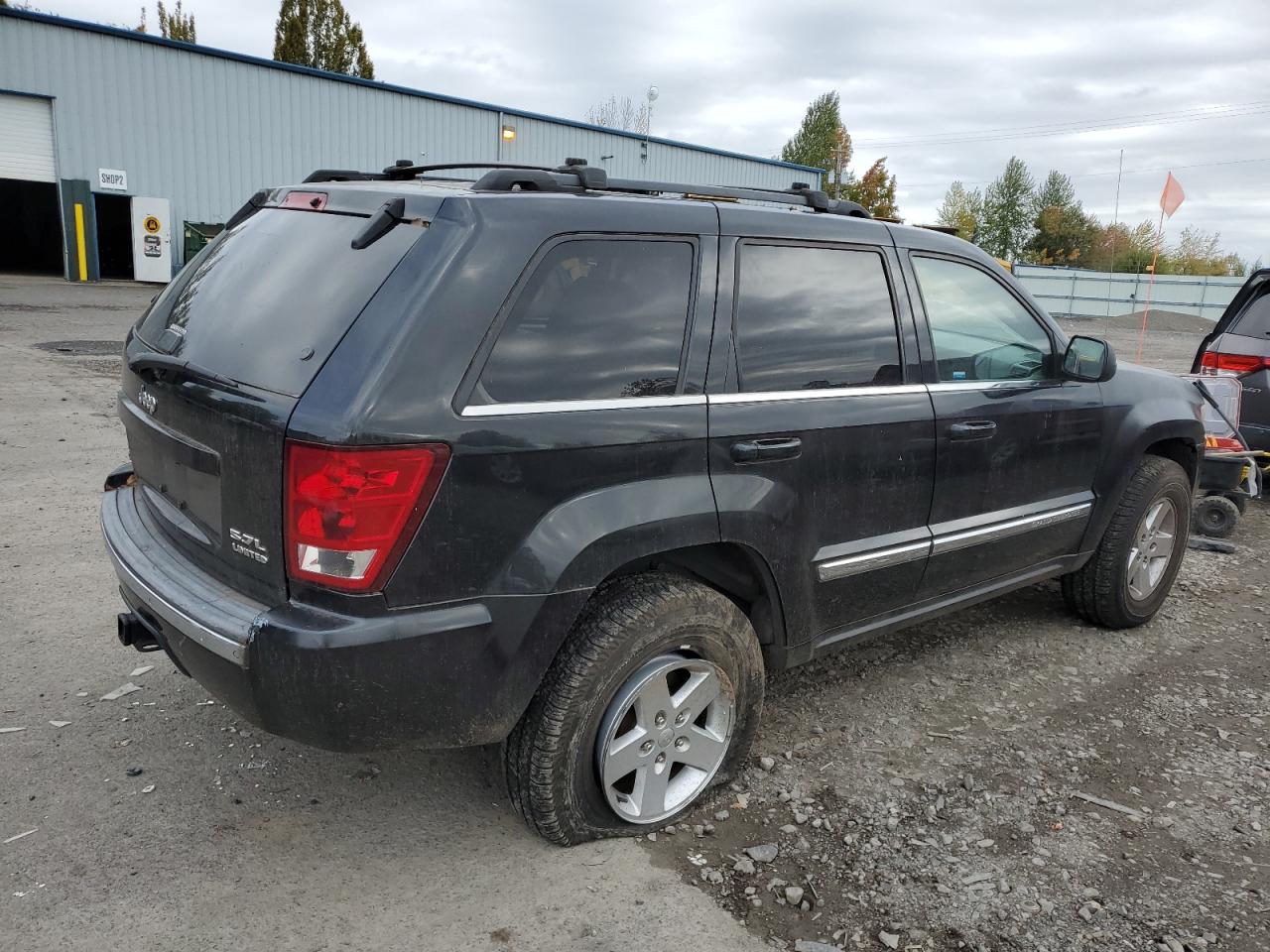 Photo 2 VIN: 1J4HR58295C522461 - JEEP GRAND CHEROKEE 