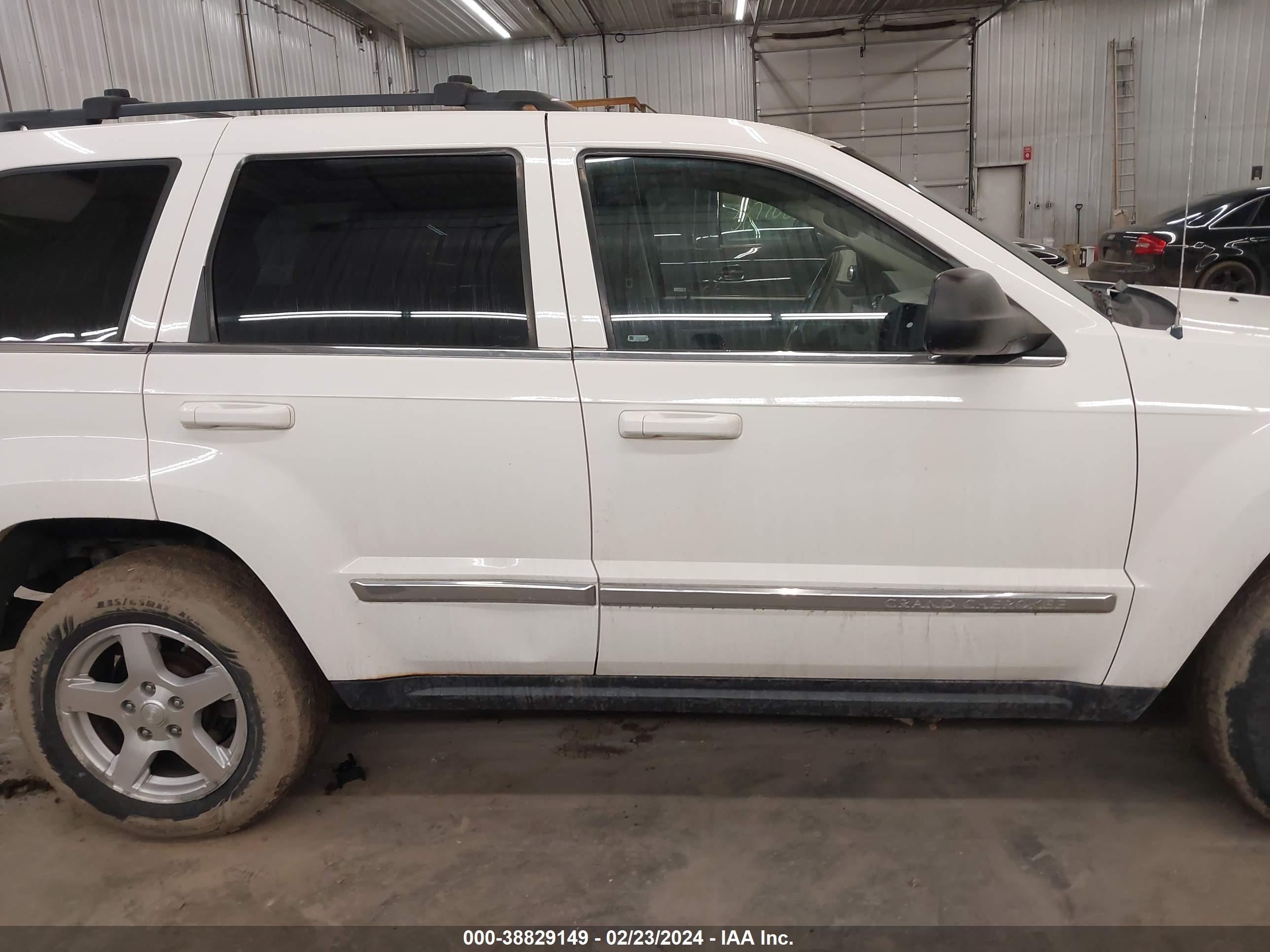 Photo 13 VIN: 1J4HR582X5C729442 - JEEP GRAND CHEROKEE 