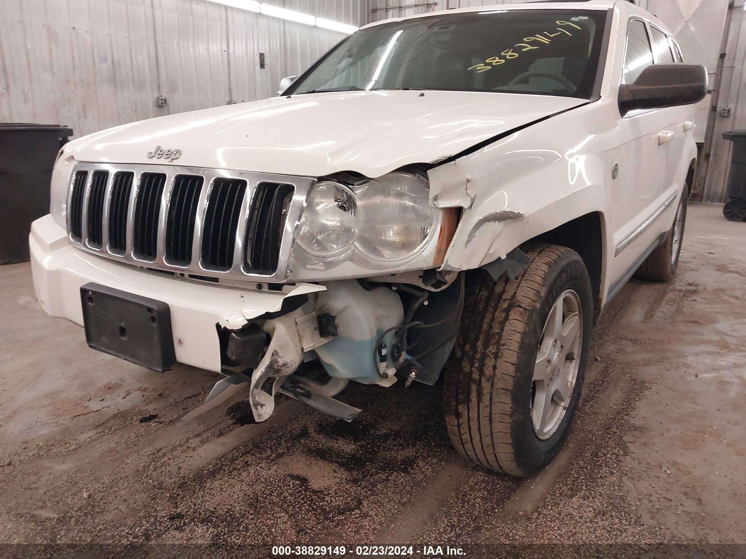 Photo 5 VIN: 1J4HR582X5C729442 - JEEP GRAND CHEROKEE 