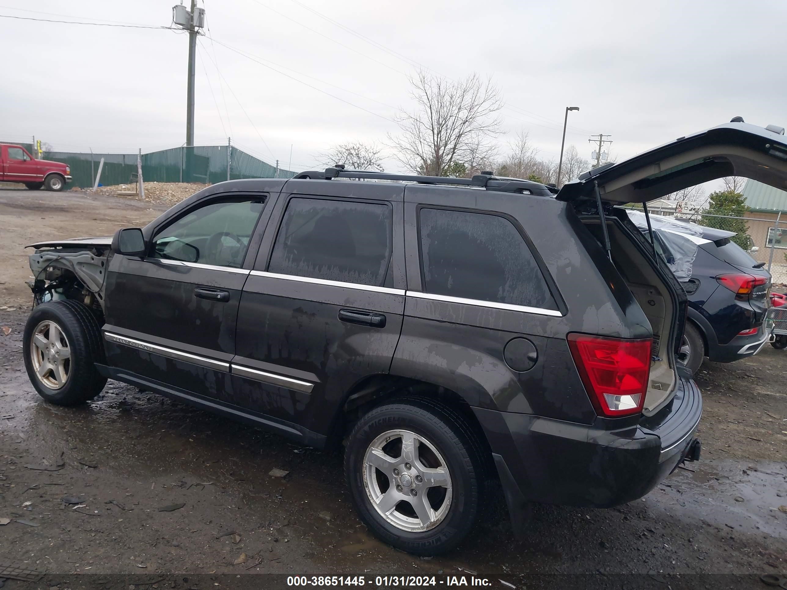 Photo 2 VIN: 1J4HR58N55C592307 - JEEP GRAND CHEROKEE 