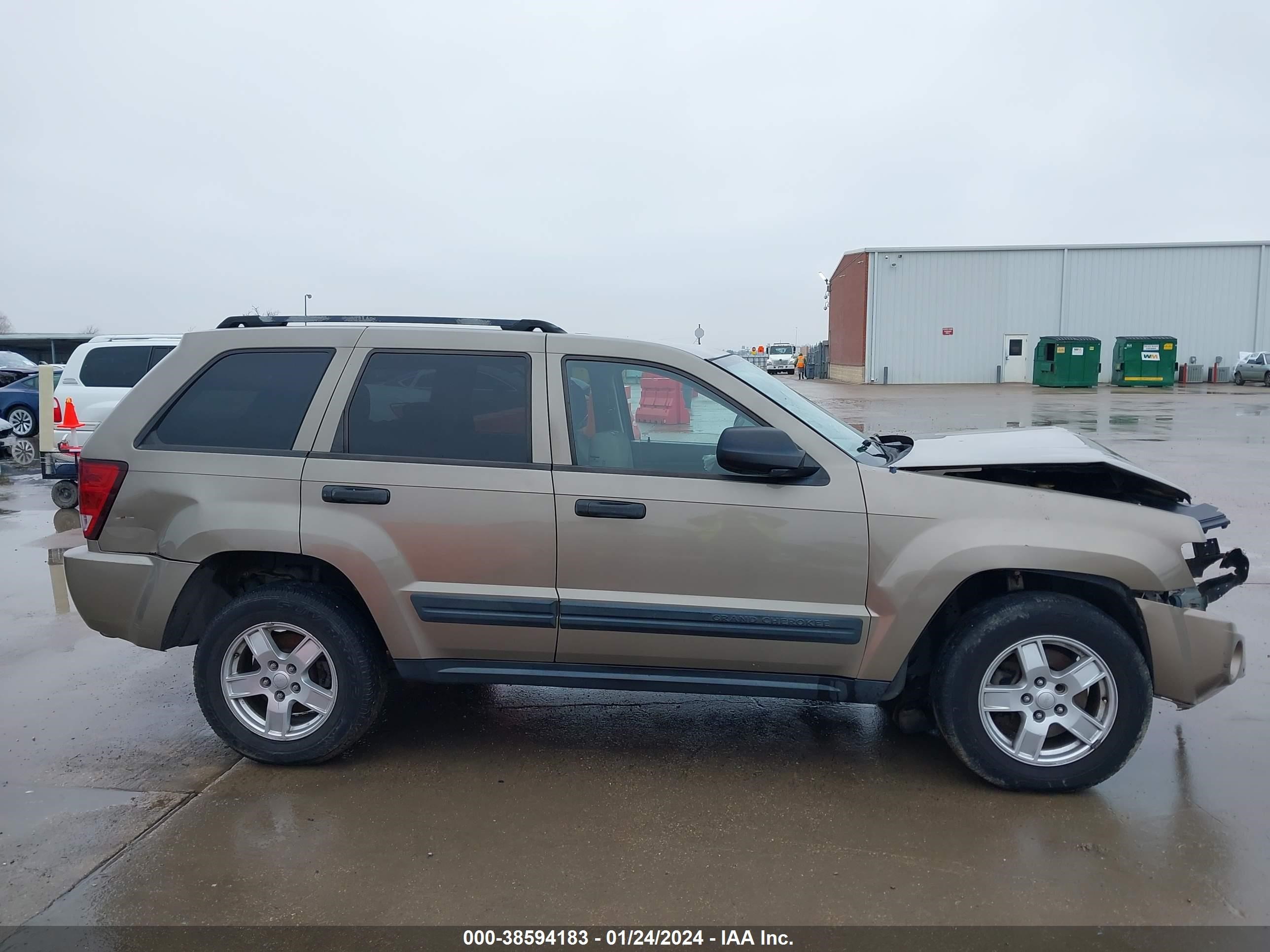 Photo 13 VIN: 1J4HS48N25C732585 - JEEP GRAND CHEROKEE 