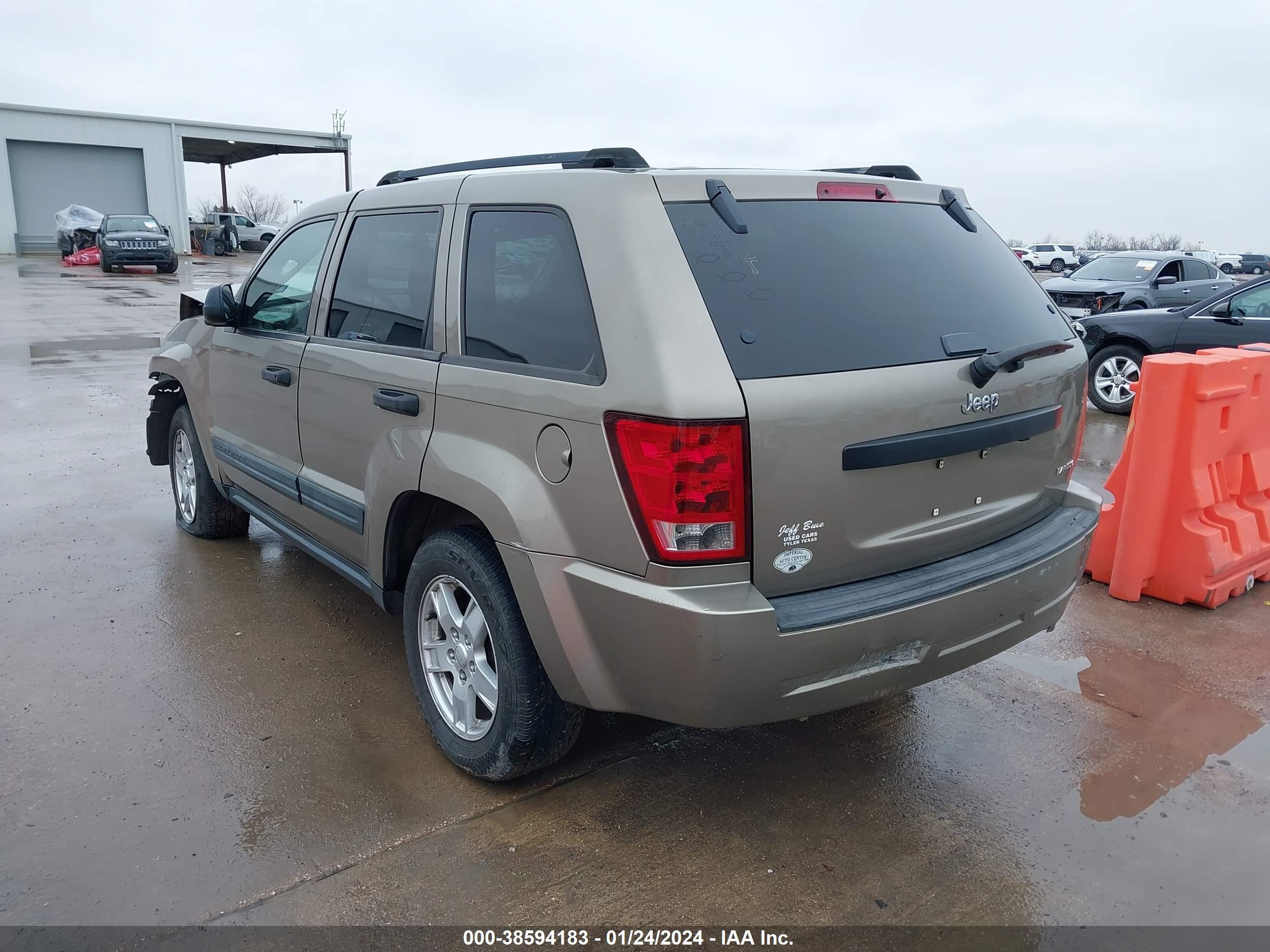 Photo 2 VIN: 1J4HS48N25C732585 - JEEP GRAND CHEROKEE 