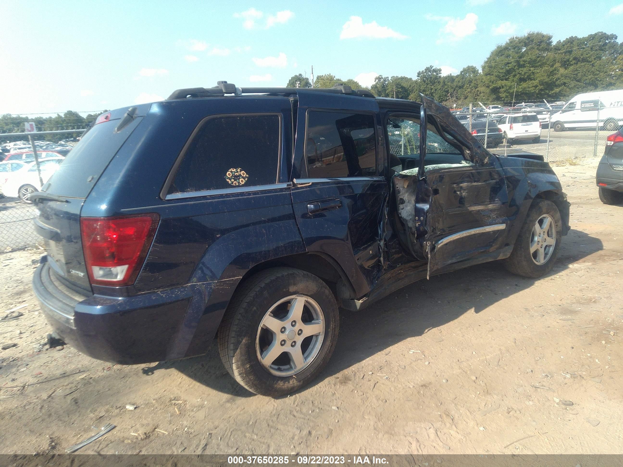 Photo 3 VIN: 1J4HS58N35C533549 - JEEP GRAND CHEROKEE 