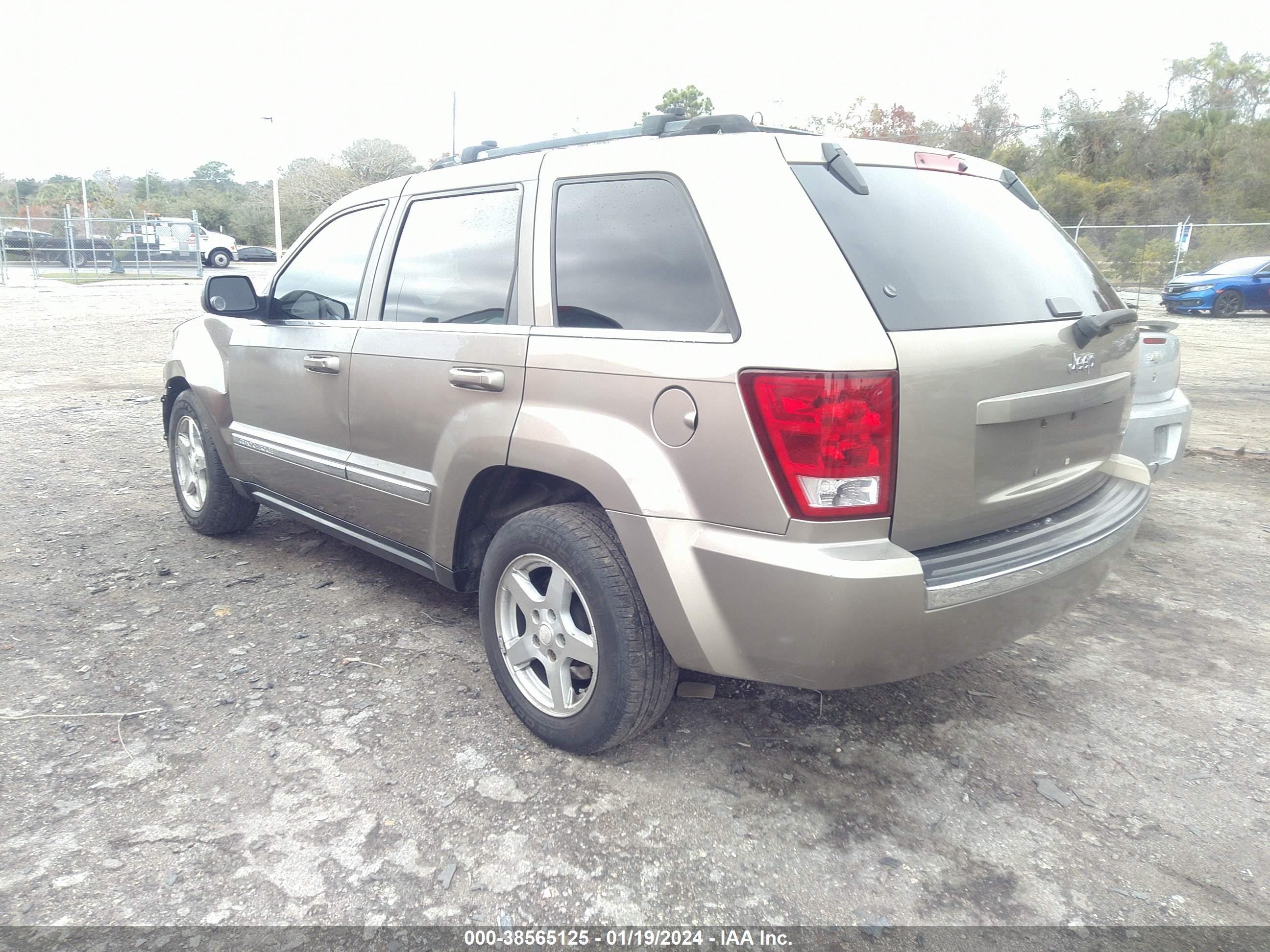 Photo 2 VIN: 1J4HS58N85C598770 - JEEP GRAND CHEROKEE 