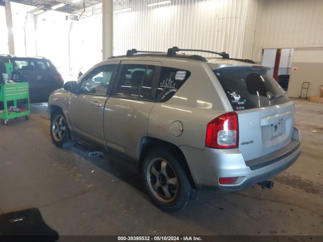 Photo 2 VIN: 1J4NF1FB0BD182002 - JEEP COMPASS 