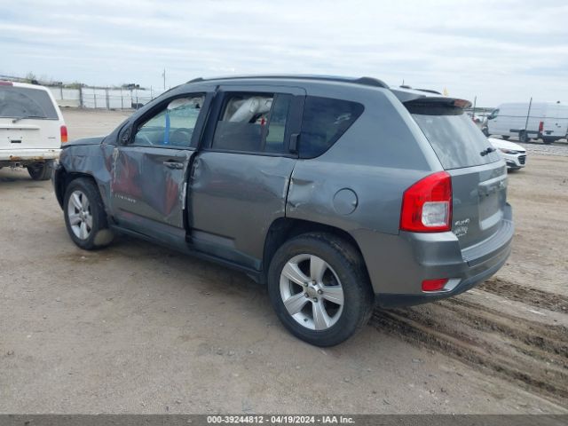 Photo 2 VIN: 1J4NF1FB0BD219081 - JEEP COMPASS 