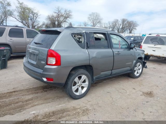 Photo 3 VIN: 1J4NF1FB0BD219081 - JEEP COMPASS 