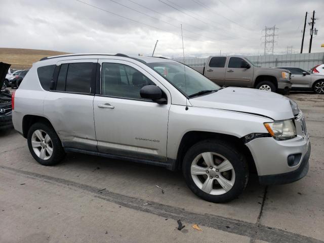 Photo 3 VIN: 1J4NF1FB0BD250511 - JEEP COMPASS 