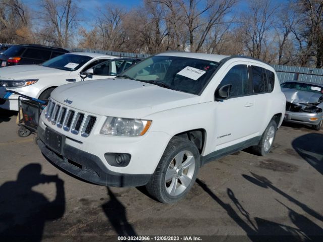 Photo 1 VIN: 1J4NF1FB0BD257832 - JEEP COMPASS 