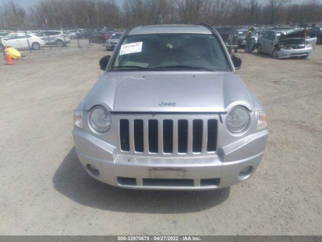 Photo 5 VIN: 1J4NF1FB1AD623683 - JEEP COMPASS 