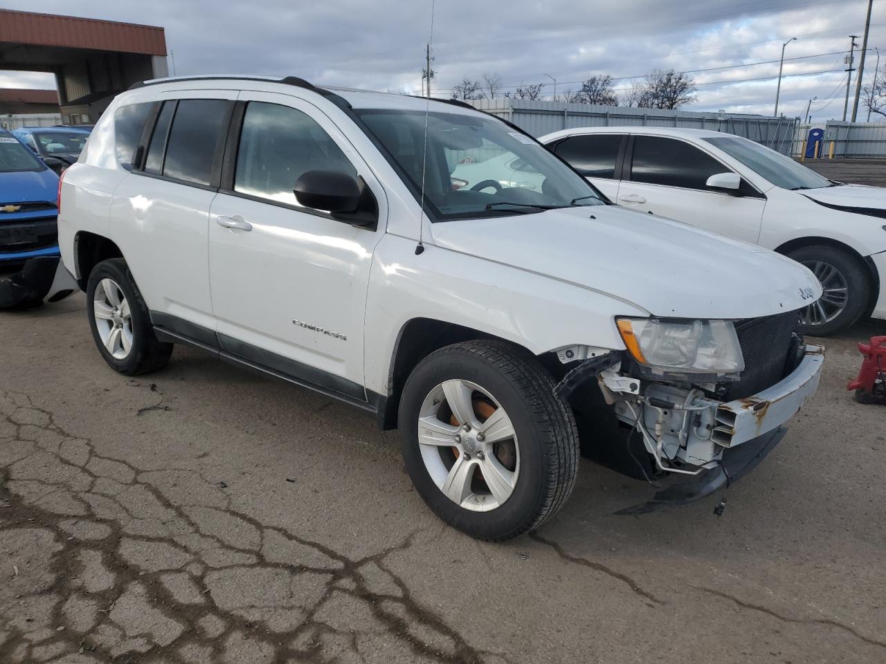 Photo 3 VIN: 1J4NF1FB1BD180002 - JEEP COMPASS 