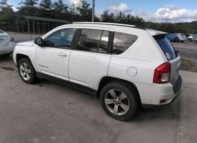 Photo 2 VIN: 1J4NF1FB1BD239307 - JEEP COMPASS 