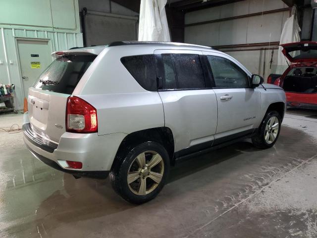 Photo 2 VIN: 1J4NF1FB1BD257970 - JEEP COMPASS 