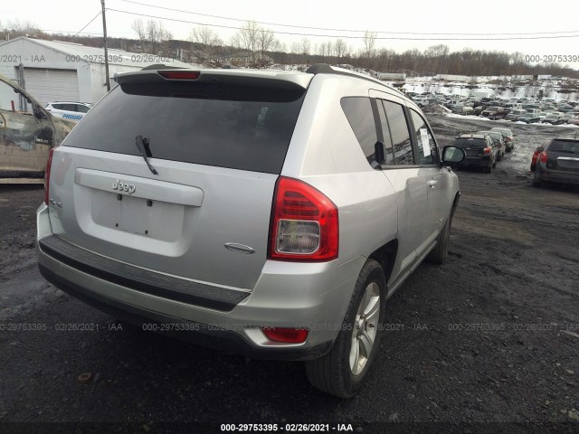 Photo 3 VIN: 1J4NF1FB1BD271710 - JEEP COMPASS 