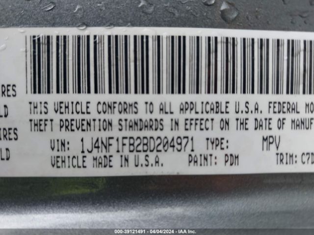 Photo 8 VIN: 1J4NF1FB2BD204971 - JEEP COMPASS 