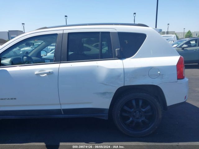 Photo 5 VIN: 1J4NF1FB2BD250686 - JEEP COMPASS 